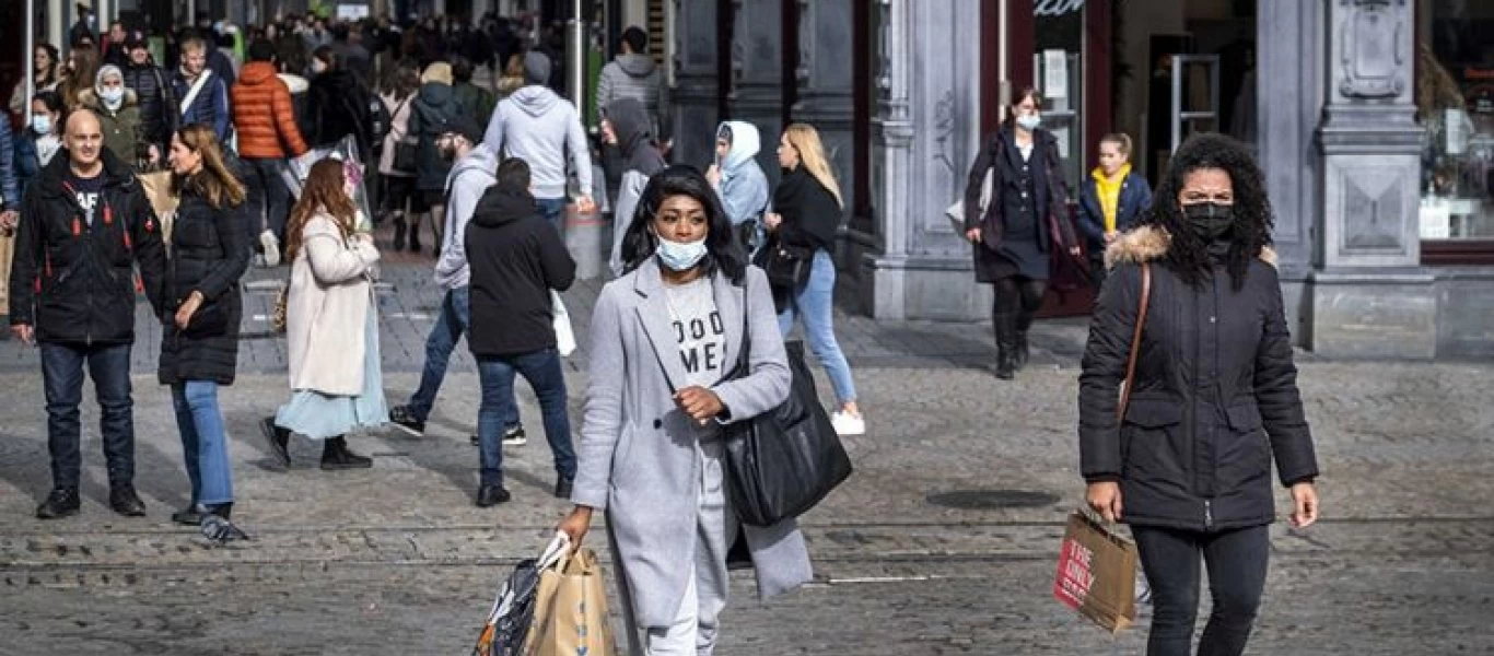 Ολλανδία: H κυβέρνηση επαναφέρει τα περιοριστικά μέτρα στη διασκέδαση